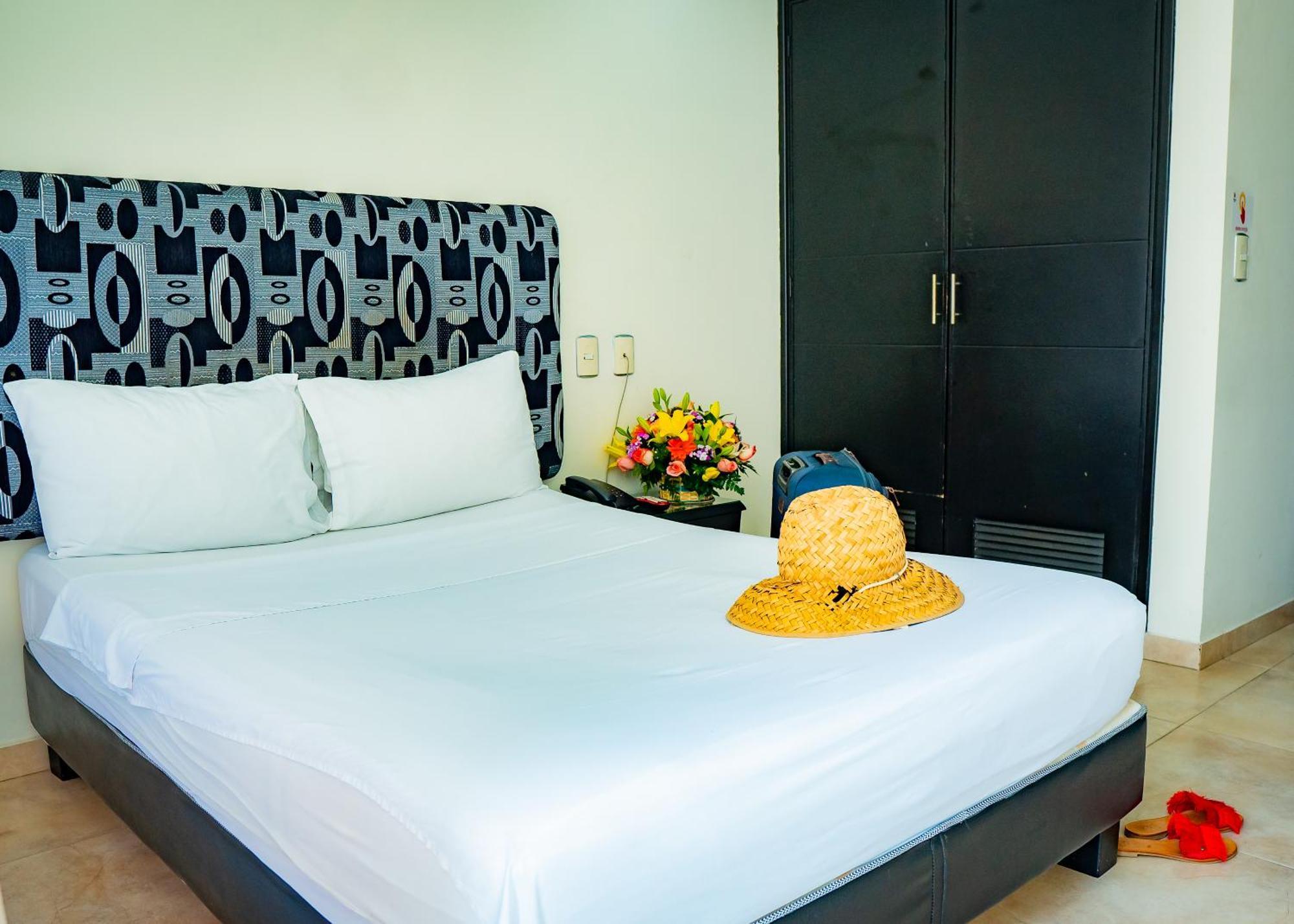 Kalina Hotel Girardot Zewnętrze zdjęcie